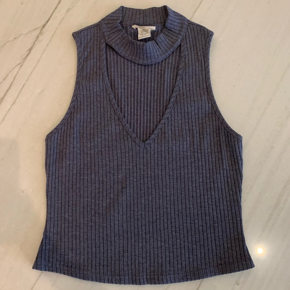 Ribbed Cut-out Tank